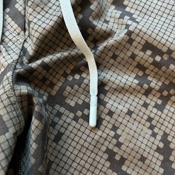 Lululemon Jet Crop Slim Luxtreme in Ziggy Snake Fatigue Green Gator Green Size 8 - Picture 7 of 11